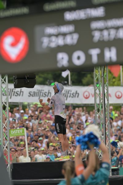 Athletes at the finish line of the 2026 DATEV Challenge Roth