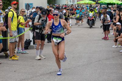 Athletes on the running course at the 2026 DATEV Challenge Roth