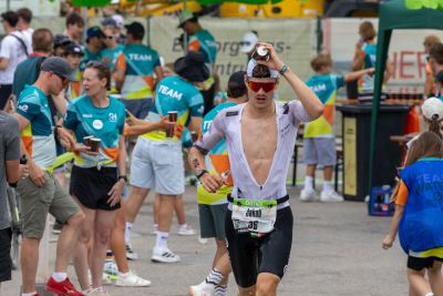 Athletes on the running course at the 2026 DATEV Challenge Roth