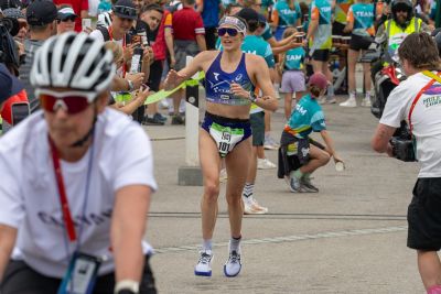 Athletes on the running course at the 2026 DATEV Challenge Roth