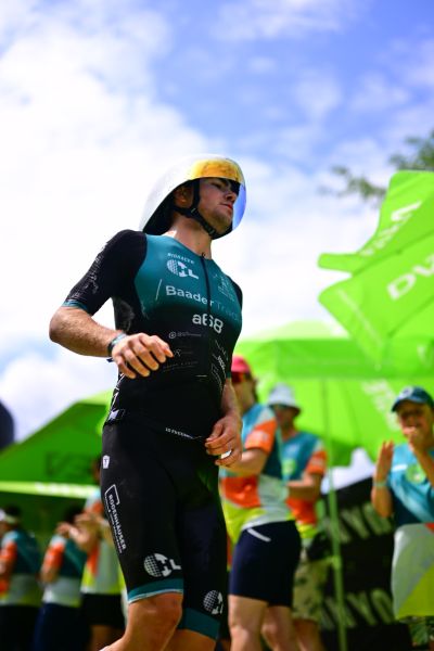 Transition Area 2 at the DATEV Challenge Roth with triathletes