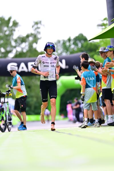 Transition Area 2 at the DATEV Challenge Roth with triathletes