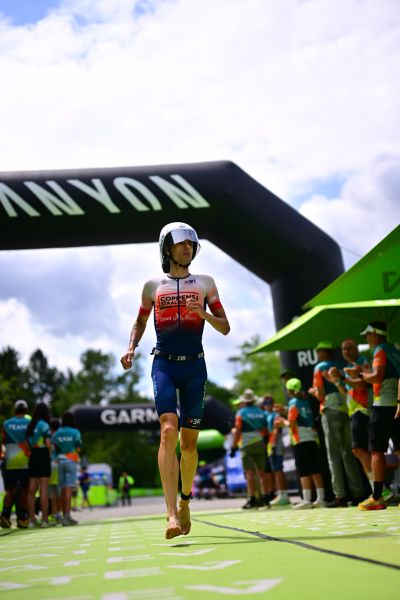 Transition Area 2 at the DATEV Challenge Roth with triathletes