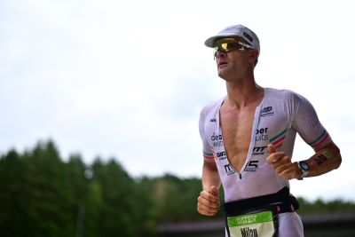 Athletes on the running course at the 2026 DATEV Challenge Roth