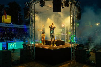 Athletes celebrate the 2026 DATEV Challenge Roth at the stadium