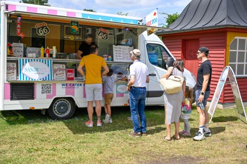 Foodtruck auf dem Festival Market beim DATEV Challenge Roth